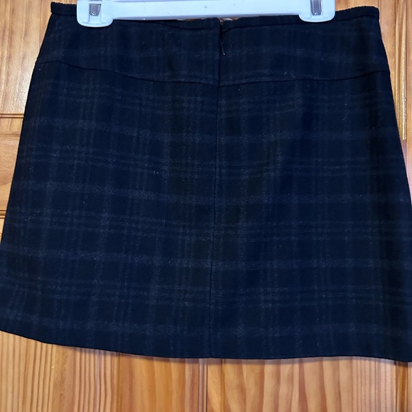 Willi Smith Wool mini skirt with zippers. - Picture 7 of 8